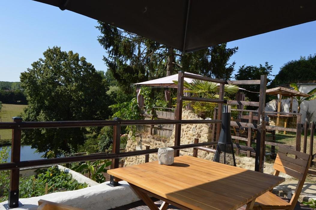 Le Cottage Belmontais, Maison Individuelle, Vue Panoramique Sur La Riviere Beaumont-sur-Sarthe ภายนอก รูปภาพ